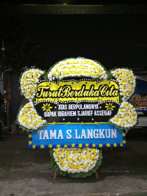 Papan Bunga Duka di Baamang